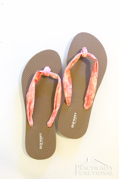 How to make fabric flip flops for under $5!-14