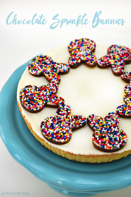 Cheesecake with Chocolate Sprinkle Bunnies - and 15 other yummy Easter desserts!
