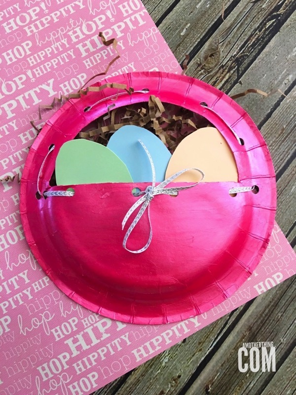 Paper plate Easter basket - and 14 other awesome Easter crafts!