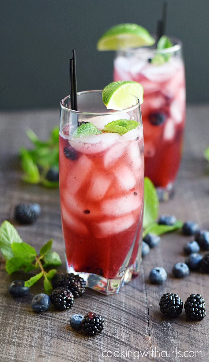Berry Mojito - and 10 other cool, refreshing summer drink recipes!
