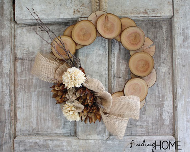 wood and burlap wreath