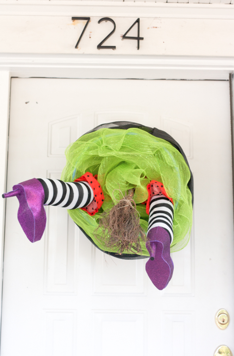witch crashing front door decoration